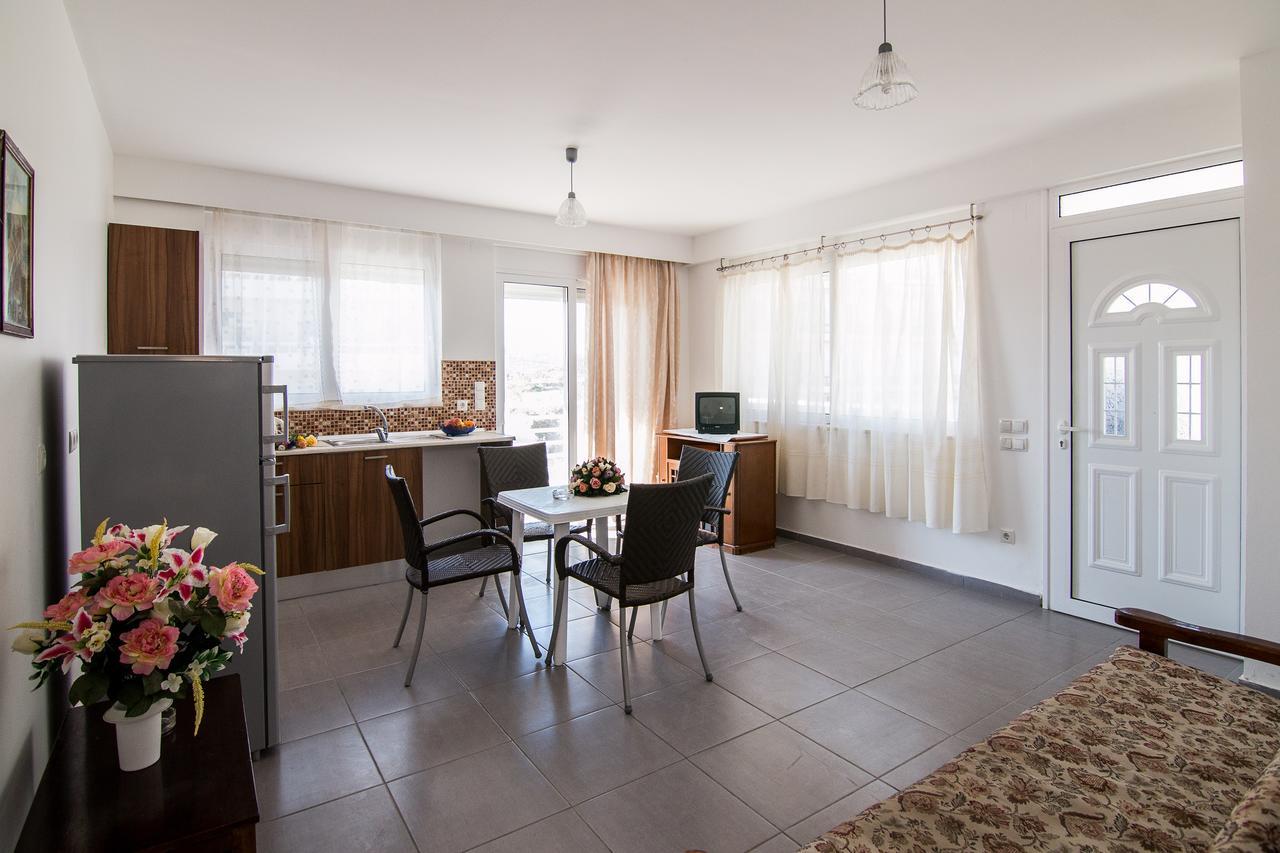 Faliraki Dream Studios & Apartments ภายนอก รูปภาพ
